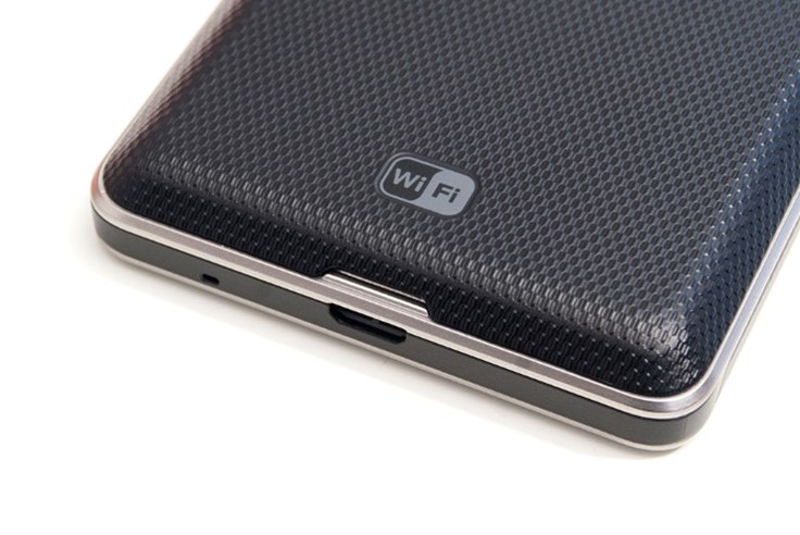 LG Optimus T385 (4).jpg
